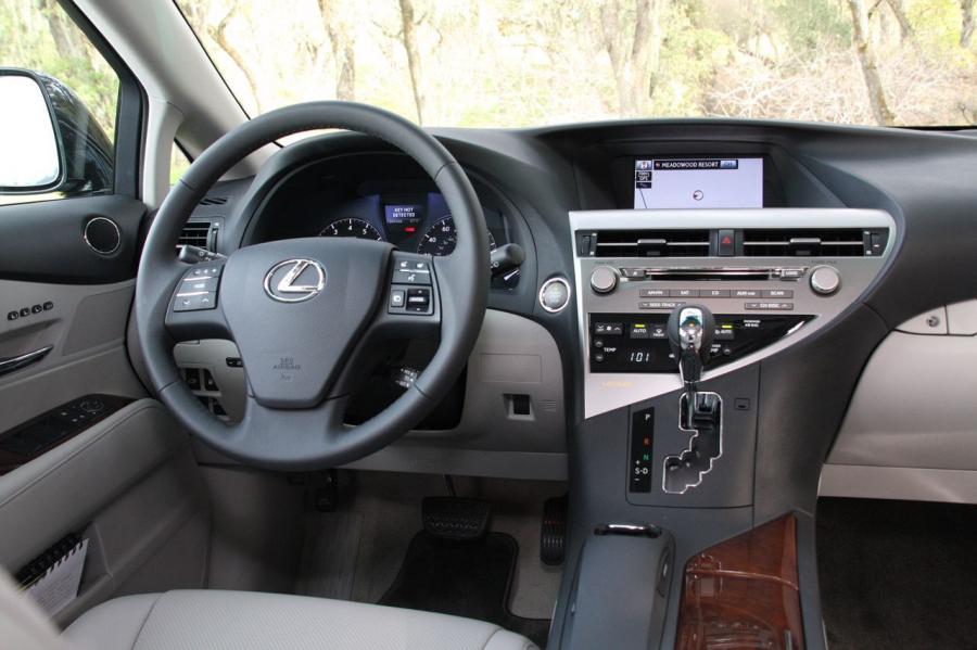  Lexus RX350 2010 года  (фото 21 из 51)